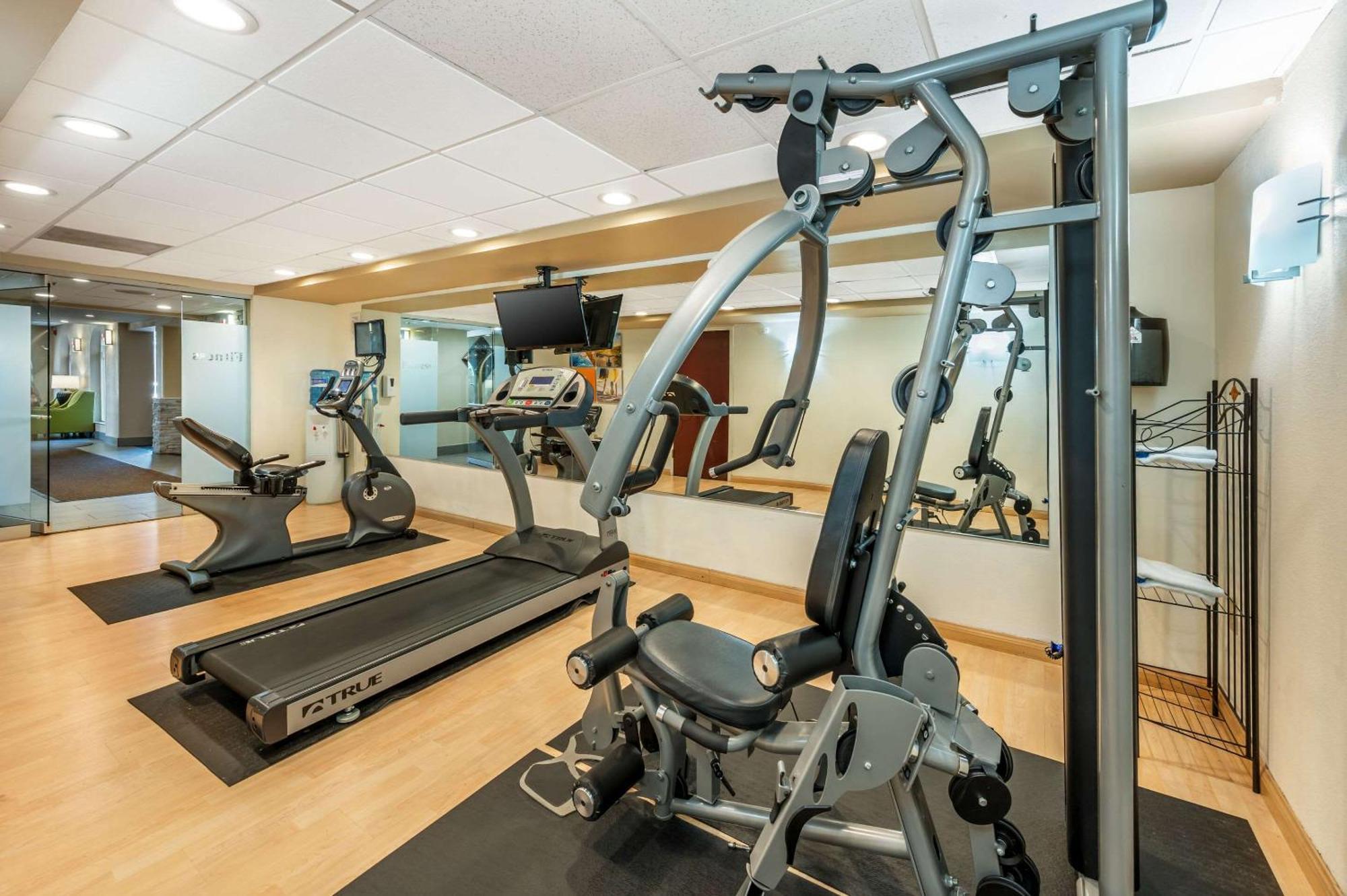 Comfort Inn & Suites East Hartford - Hartford Dış mekan fotoğraf