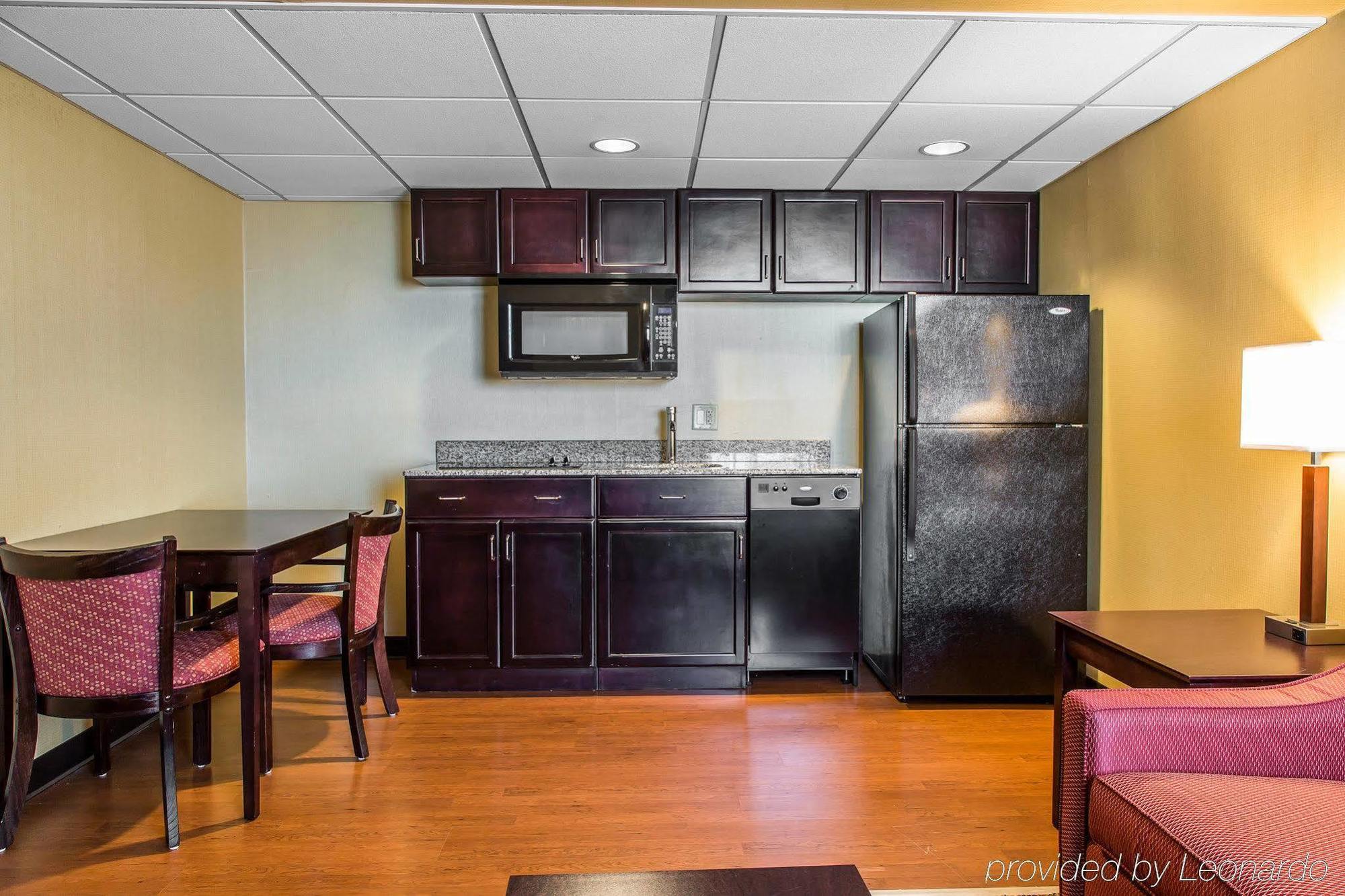Comfort Inn & Suites East Hartford - Hartford Dış mekan fotoğraf